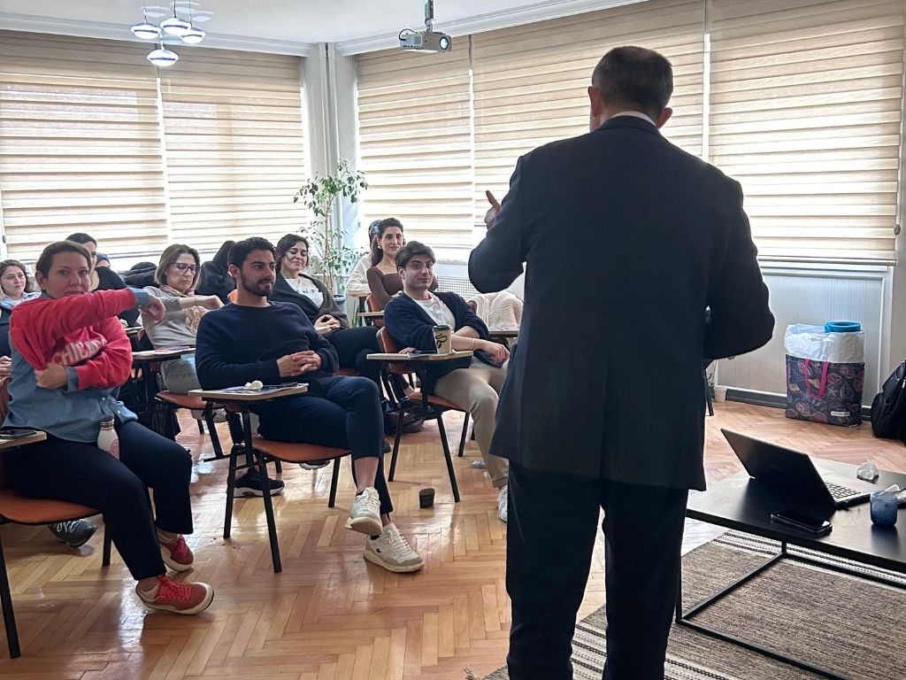 Bi'Şey Grup Danışmanlık Uzmanlara Yönelik Destek Programları