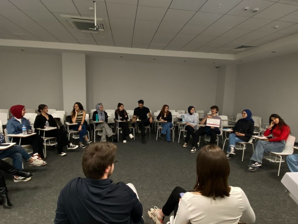 Bi'Şey Grup Danışmanlık Ekiplere Yönelik Ekip Dinamiği Atölyesi