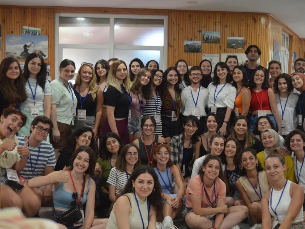 Bi'Şey Grup Danışmanlık Bi'Şey Psikoloji Gönüllülük