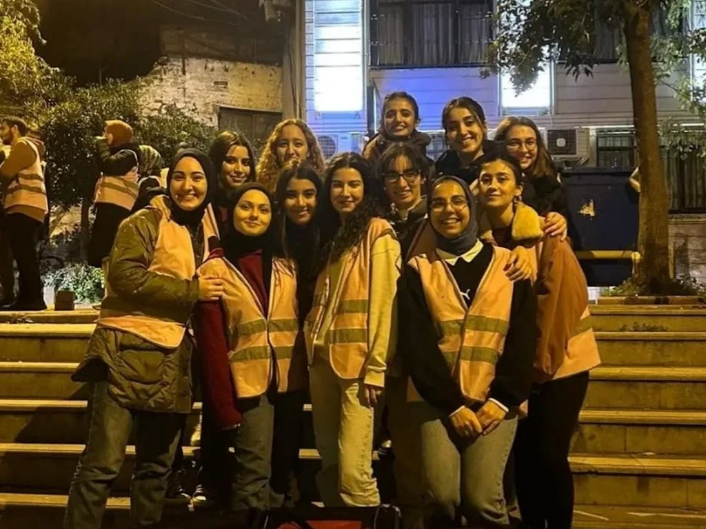 Bi'Şey Grup Danışmanlık ÇOTUN Çorba Dağıtımı